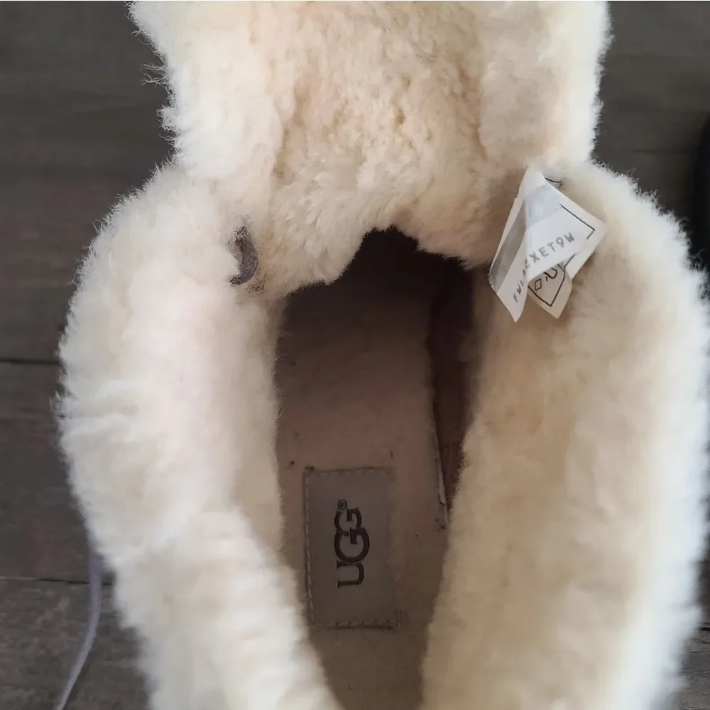 UGG Jeovana Boots Gray Suede Waterproof 1017421 Wedge Lace Up Booties Size 8.5